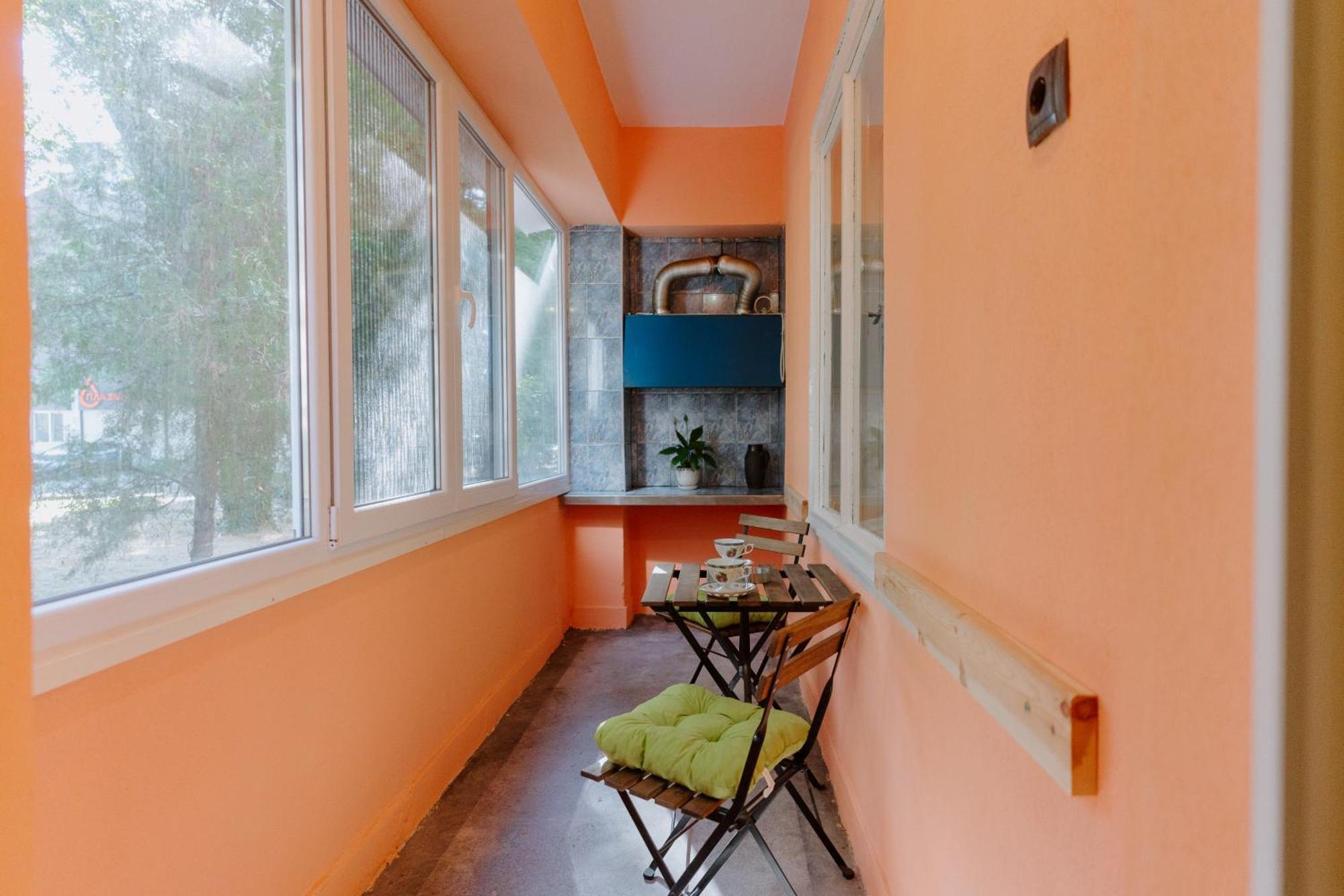 Central Apartment Cozy & Quiet Варна Экстерьер фото